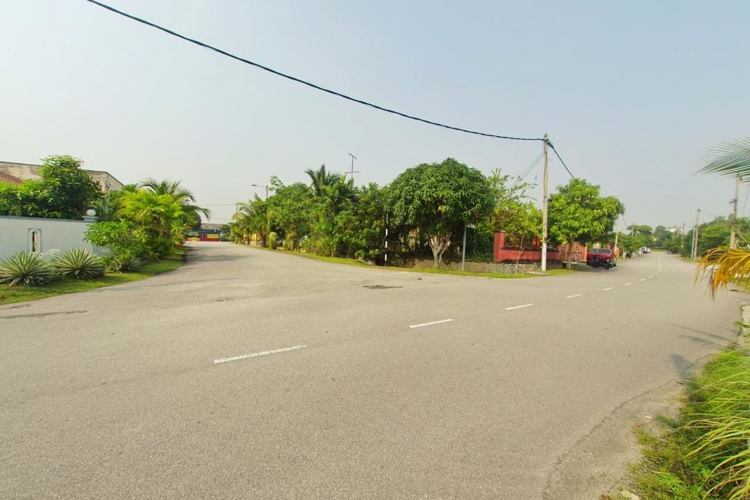 Road main