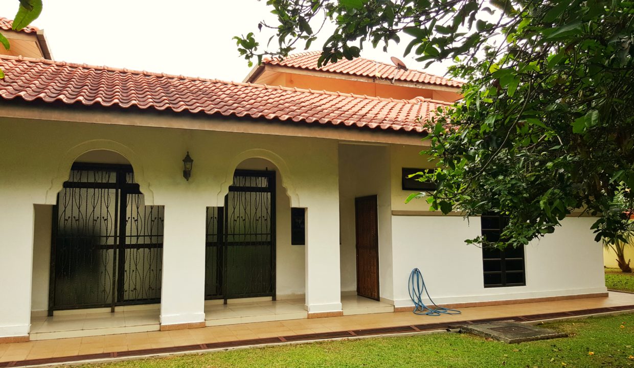 Bungalow Mansion with Fountain Garden Seksyen 7 Shah Alam  gohartanah.com